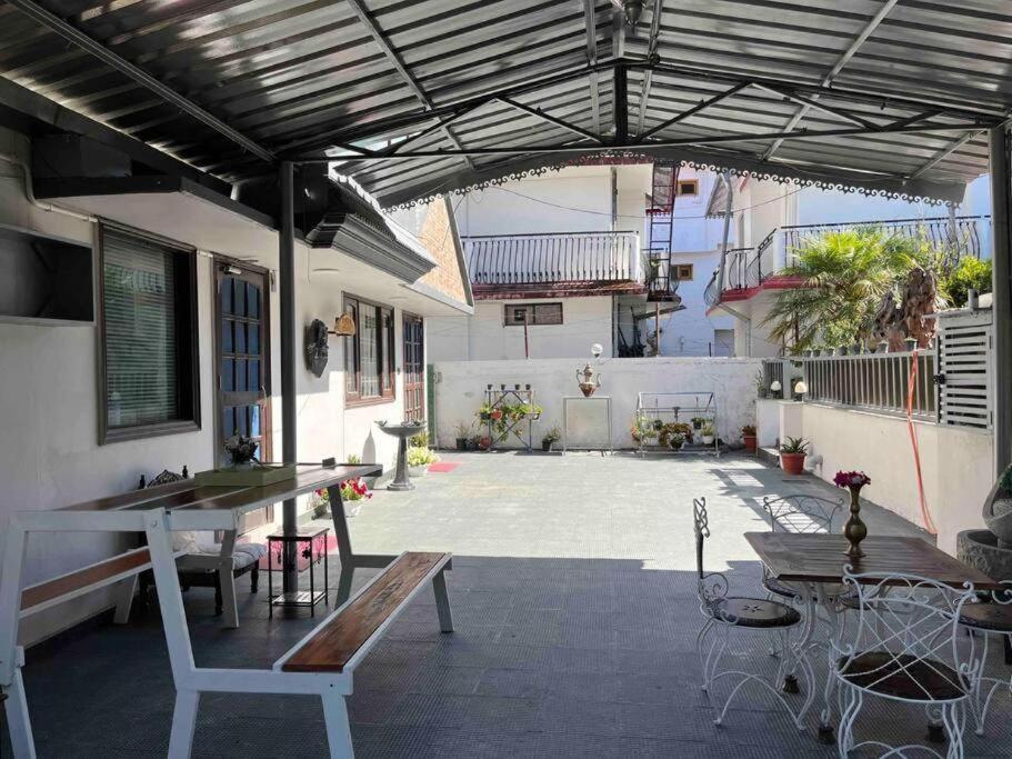 Alinda House Naukuchiatal By The Ghaur Otel Bhīm Tāl Dış mekan fotoğraf