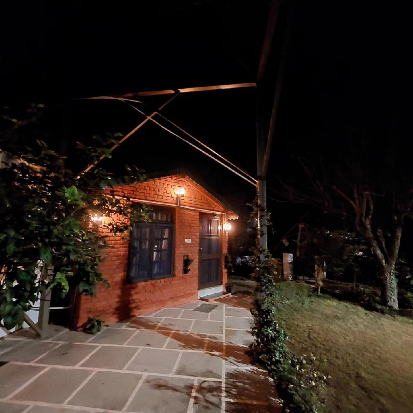 Alinda House Naukuchiatal By The Ghaur Otel Bhīm Tāl Dış mekan fotoğraf